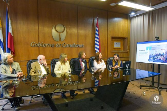 firma de convenio con la Intendencia de Canelones
